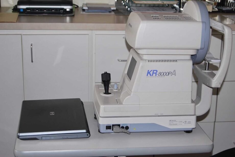 Topcon KR-8000PA Autorefractor/Keratometer/Topographer computerized with 3D